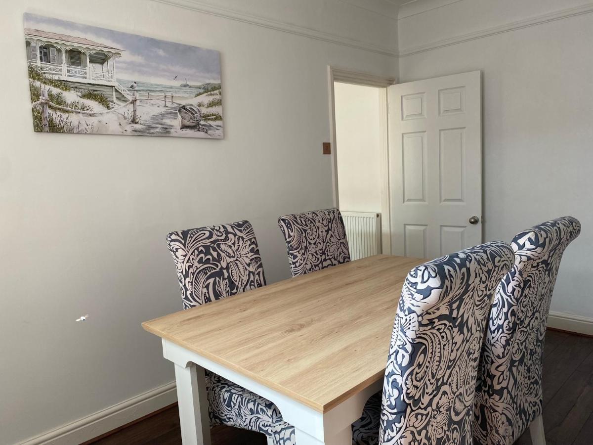 Ivy Coastal Cottage Caister-on-Sea Exterior photo